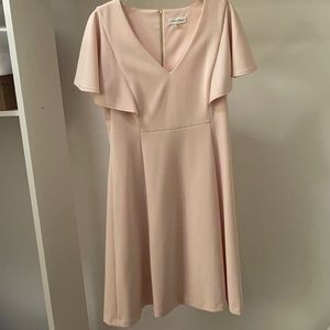 Short sleeve light pink dress